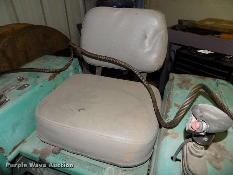 image for item DO9412 MQ Whiteman power trowel