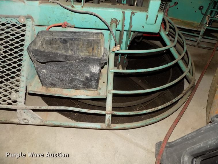 image for item DO9412 MQ Whiteman power trowel