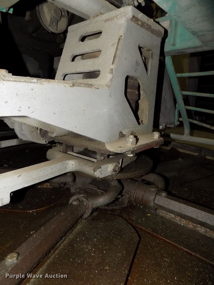 image for item DO9412 MQ Whiteman power trowel