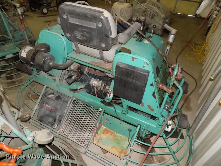 image for item DO9413 2009 MQ Whiteman HTH44TVDTCSL5 power trowel