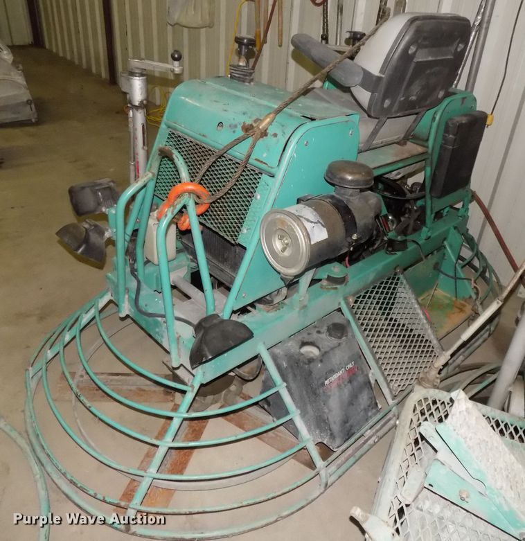 image for item DO9413 2009 MQ Whiteman HTH44TVDTCSL5 power trowel