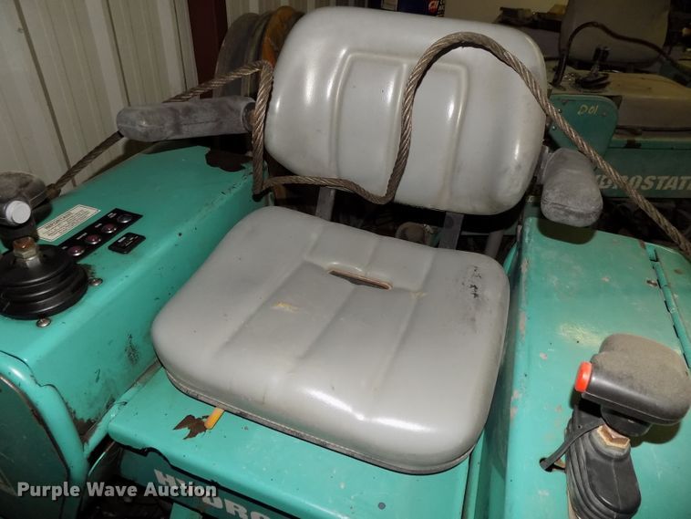 image for item DO9413 2009 MQ Whiteman HTH44TVDTCSL5 power trowel