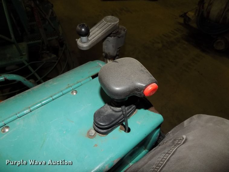 image for item DO9413 2009 MQ Whiteman HTH44TVDTCSL5 power trowel