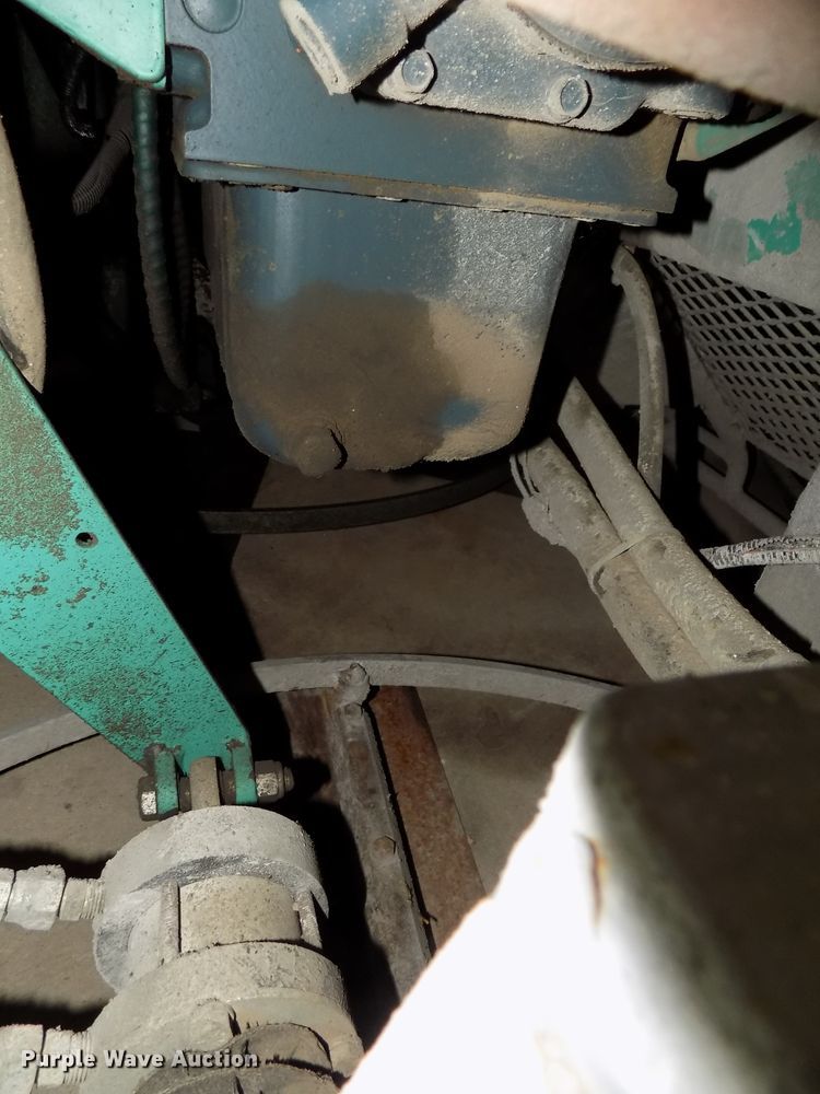 image for item DO9413 2009 MQ Whiteman HTH44TVDTCSL5 power trowel