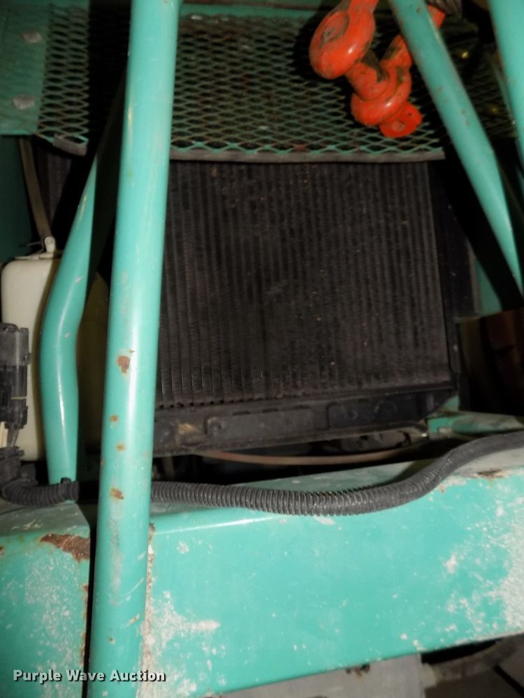 image for item DO9413 2009 MQ Whiteman HTH44TVDTCSL5 power trowel