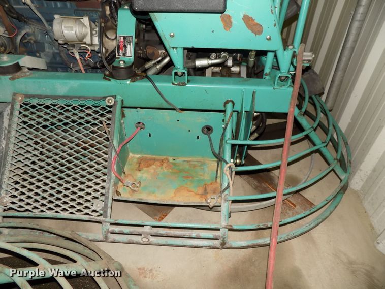 image for item DO9413 2009 MQ Whiteman HTH44TVDTCSL5 power trowel