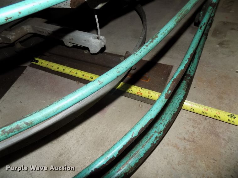 image for item DO9413 2009 MQ Whiteman HTH44TVDTCSL5 power trowel