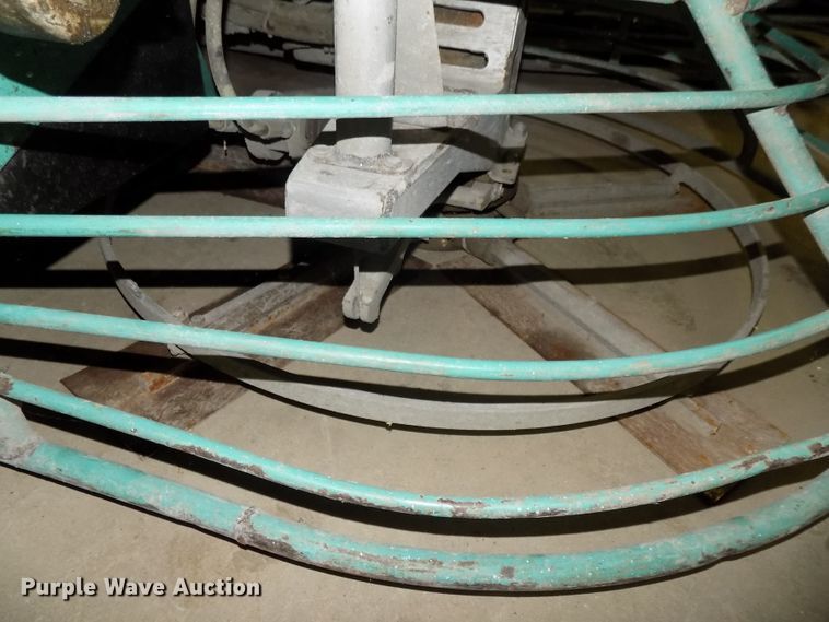 image for item DO9413 2009 MQ Whiteman HTH44TVDTCSL5 power trowel