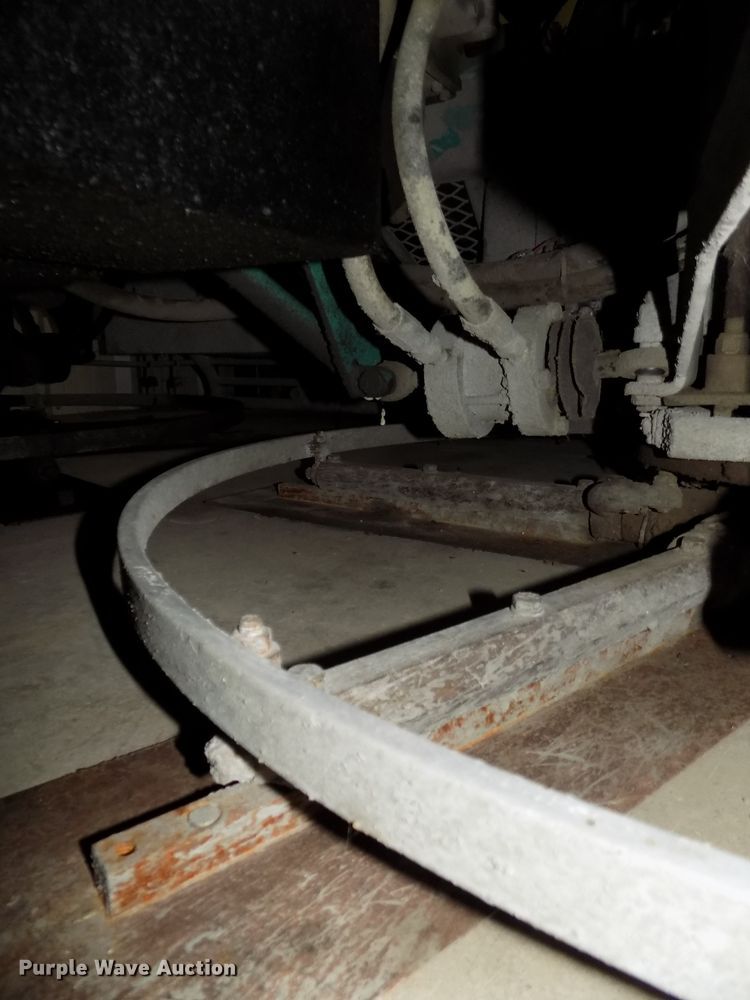 image for item DO9413 2009 MQ Whiteman HTH44TVDTCSL5 power trowel