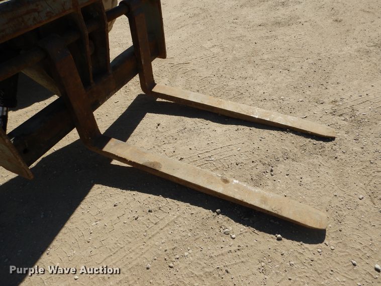 image for item EK9151 2007 Terex GTH842  telehandler