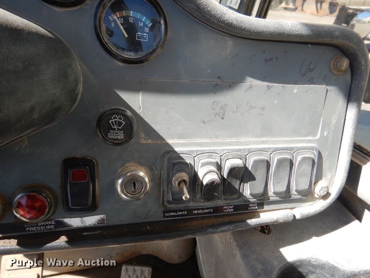 image for item EK9151 2007 Terex GTH842  telehandler