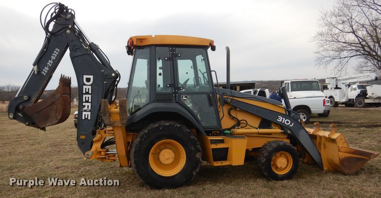 image for item EK9157 2012 John Deere 310J backhoe