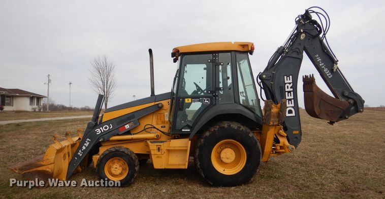 image for item EK9157 2012 John Deere 310J backhoe