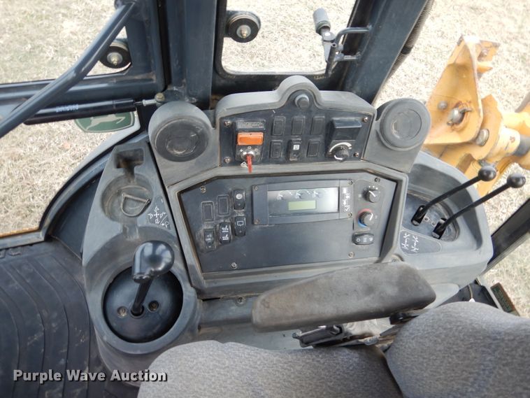 image for item EK9157 2012 John Deere 310J backhoe