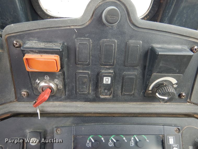 image for item EK9157 2012 John Deere 310J backhoe