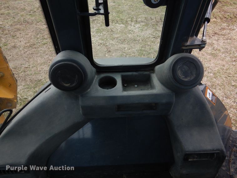 image for item EK9157 2012 John Deere 310J backhoe