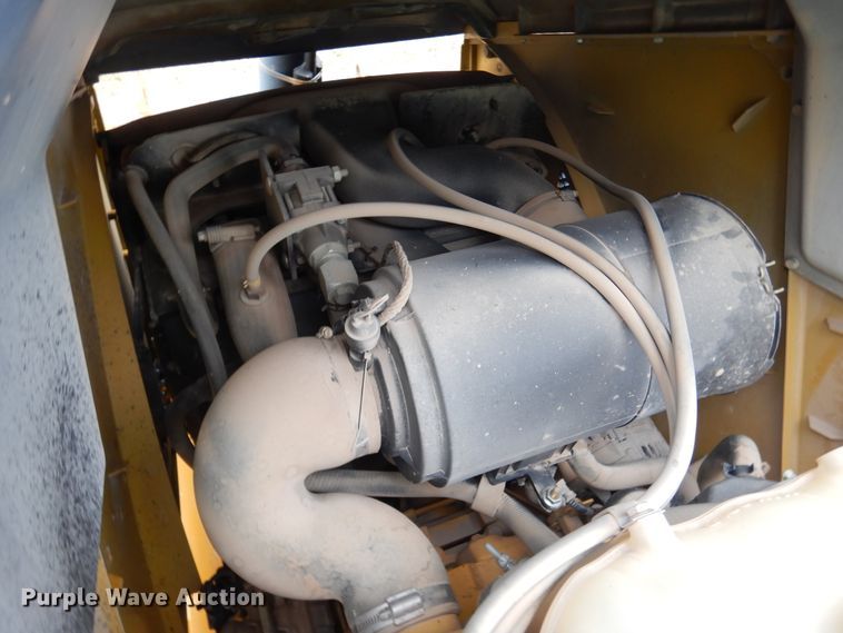 image for item EK9157 2012 John Deere 310J backhoe