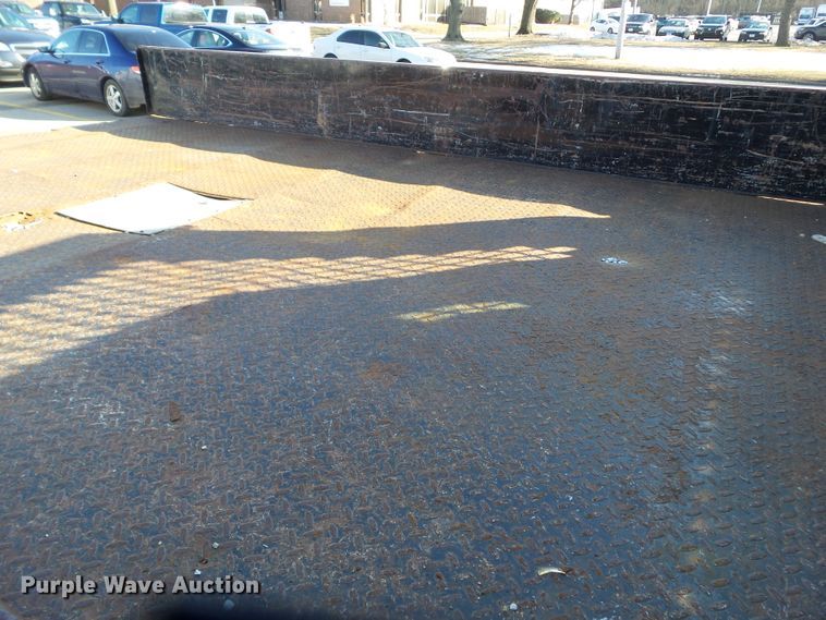 image for item EM9916 2008 Ford F550 Super Duty dump truck