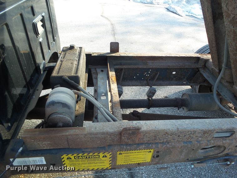 image for item EM9916 2008 Ford F550 Super Duty dump truck