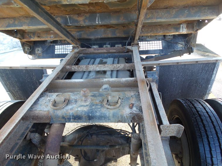 image for item EM9916 2008 Ford F550 Super Duty dump truck