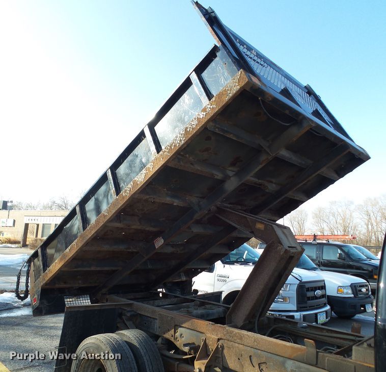 image for item EM9916 2008 Ford F550 Super Duty dump truck
