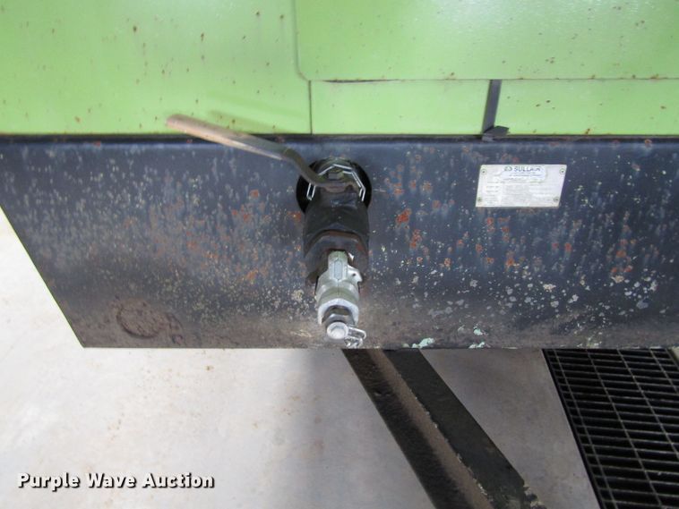 image for item FD9366 Sullair 750DTQCA air compressor