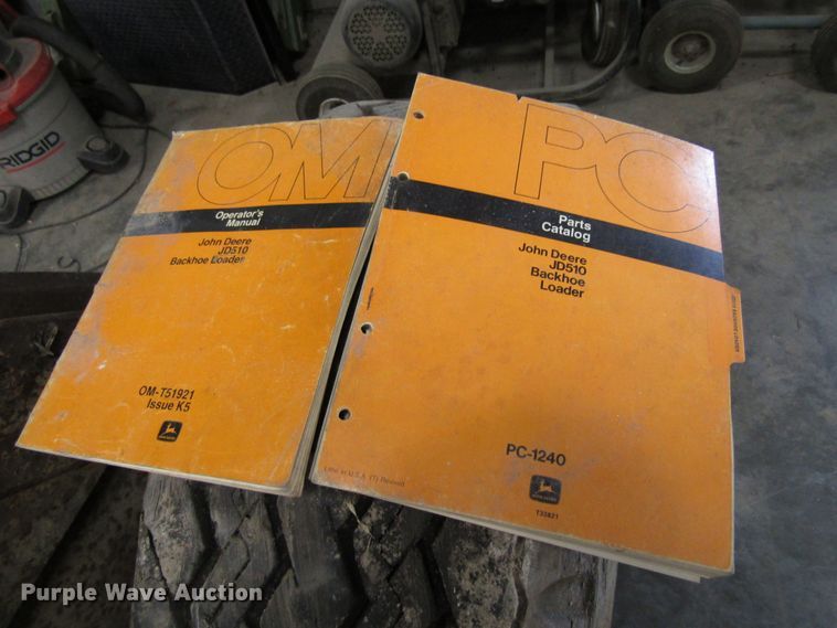 image for item FD9369 1975 John Deere 510 backhoe