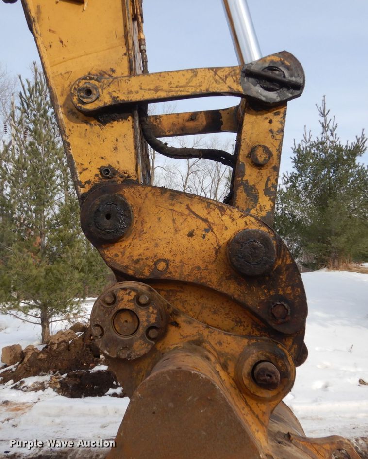 image for item FU9073 2003 Caterpillar 330C L excavator