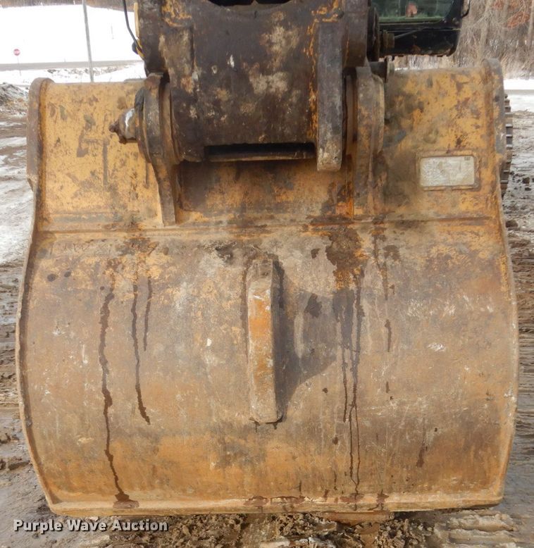 image for item FU9073 2003 Caterpillar 330C L excavator