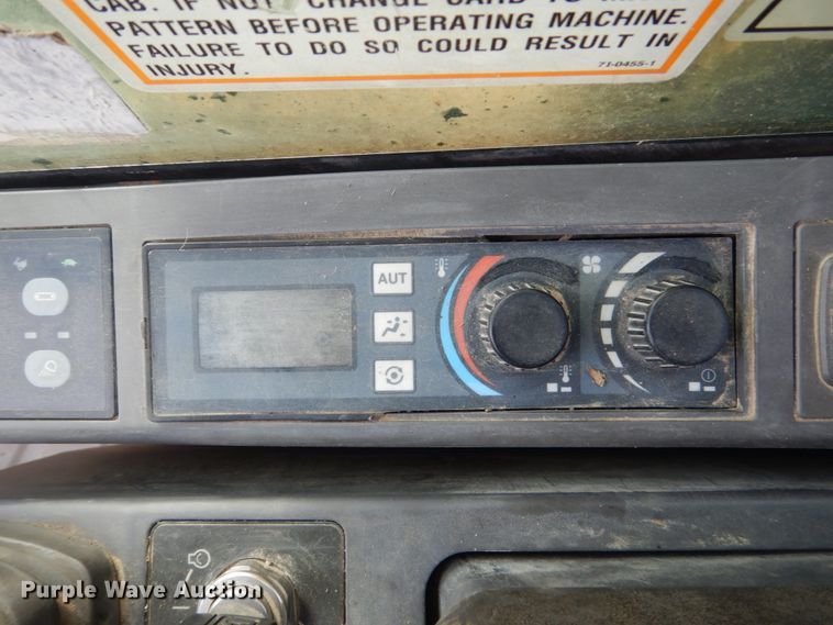 image for item FU9073 2003 Caterpillar 330C L excavator