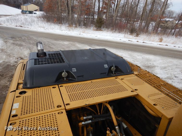 image for item FU9073 2003 Caterpillar 330C L excavator