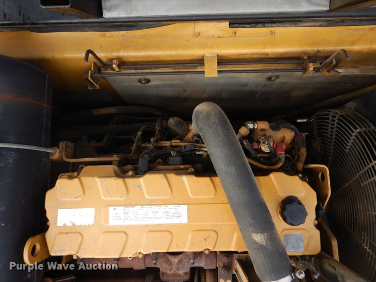 image for item FU9073 2003 Caterpillar 330C L excavator