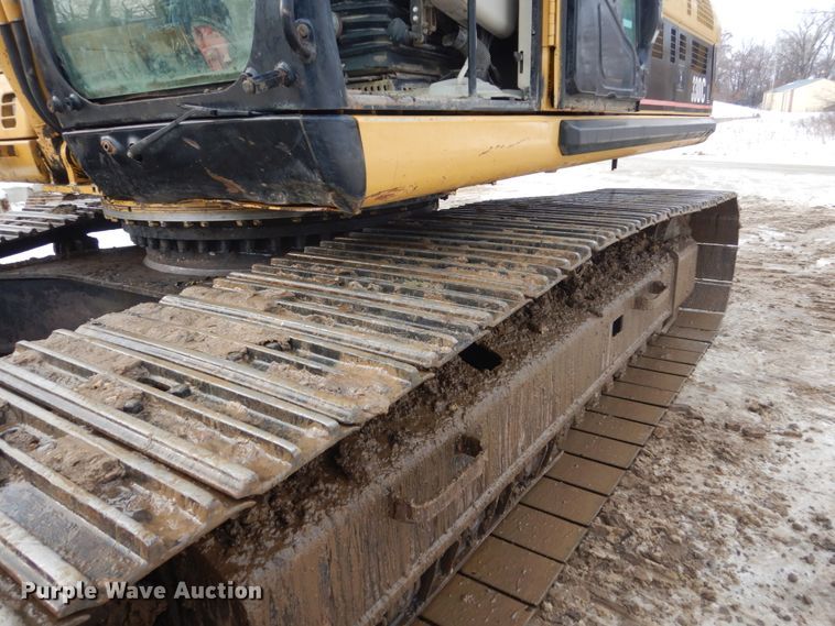 image for item FU9073 2003 Caterpillar 330C L excavator