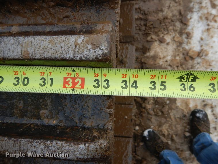 image for item FU9073 2003 Caterpillar 330C L excavator