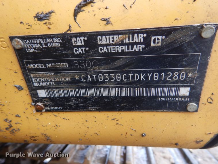 image for item FU9073 2003 Caterpillar 330C L excavator