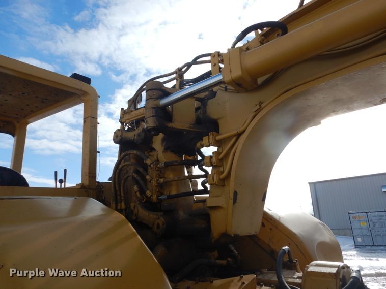 image for item FU9083 1976 Caterpillar 627B conventional scraper