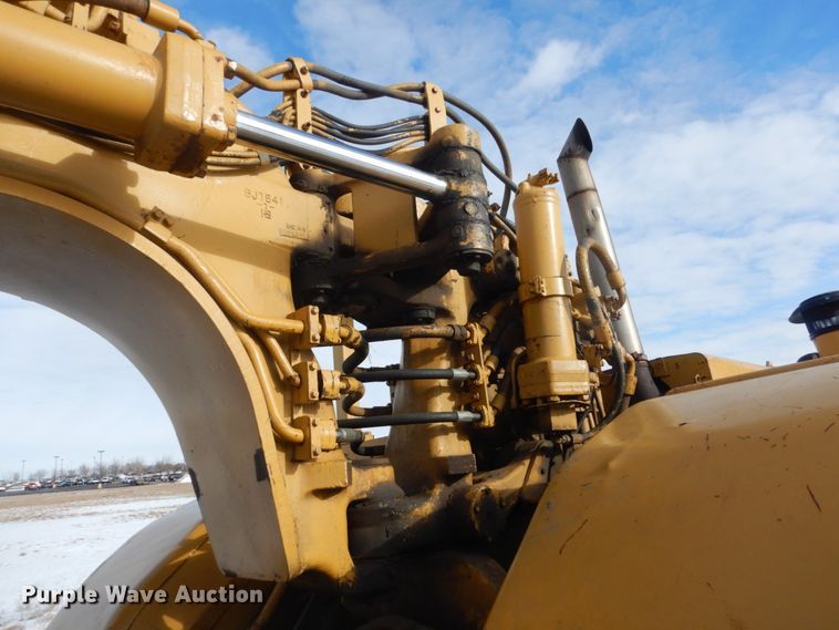 image for item FU9083 1976 Caterpillar 627B conventional scraper