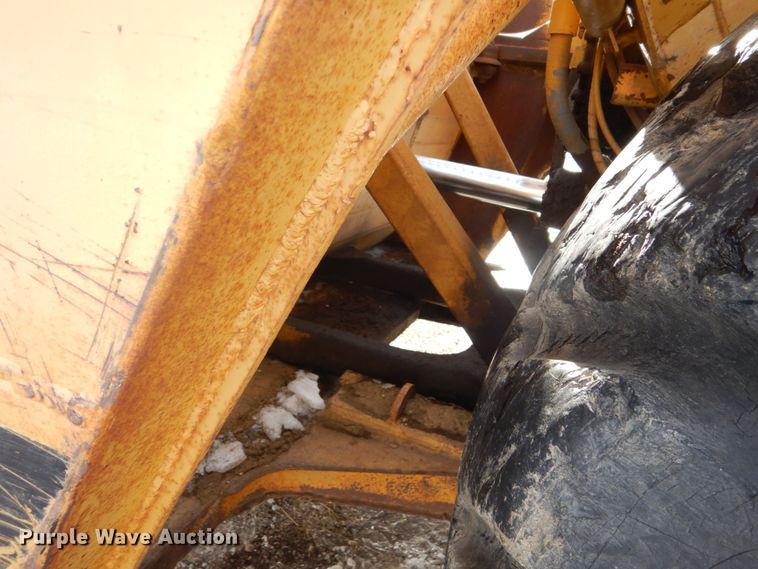 image for item FU9083 1976 Caterpillar 627B conventional scraper