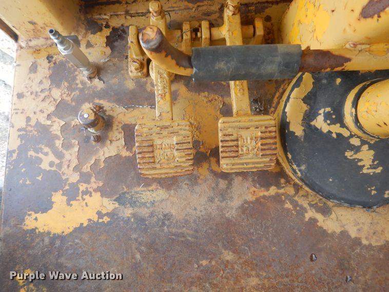 image for item FU9083 1976 Caterpillar 627B conventional scraper