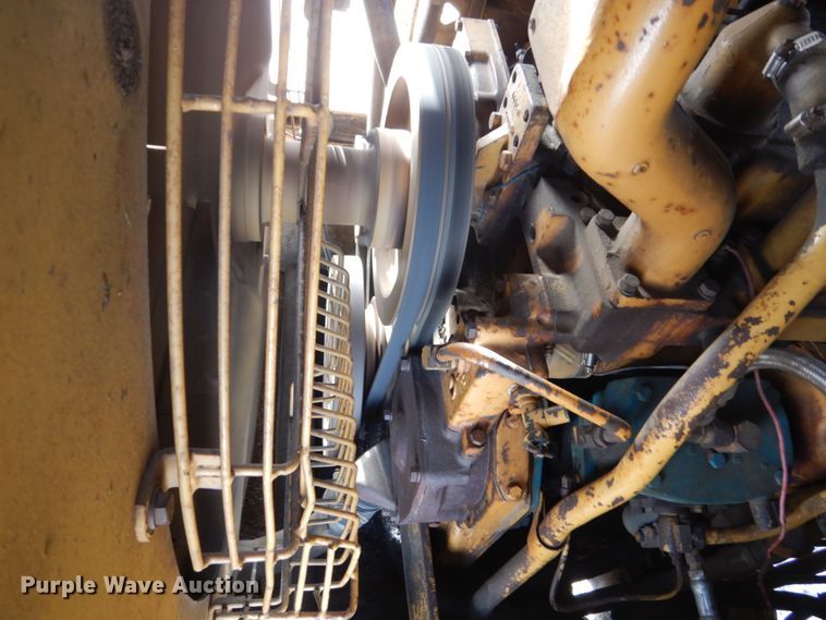 image for item FU9083 1976 Caterpillar 627B conventional scraper