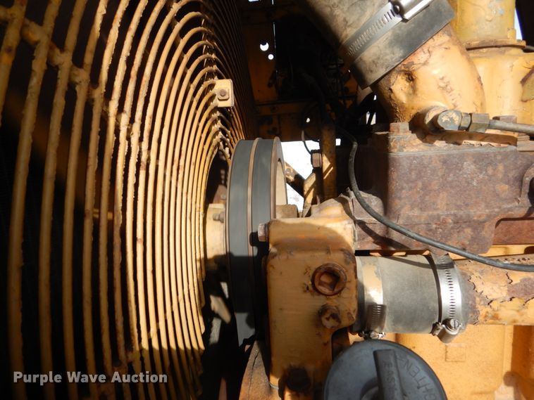 image for item FU9083 1976 Caterpillar 627B conventional scraper