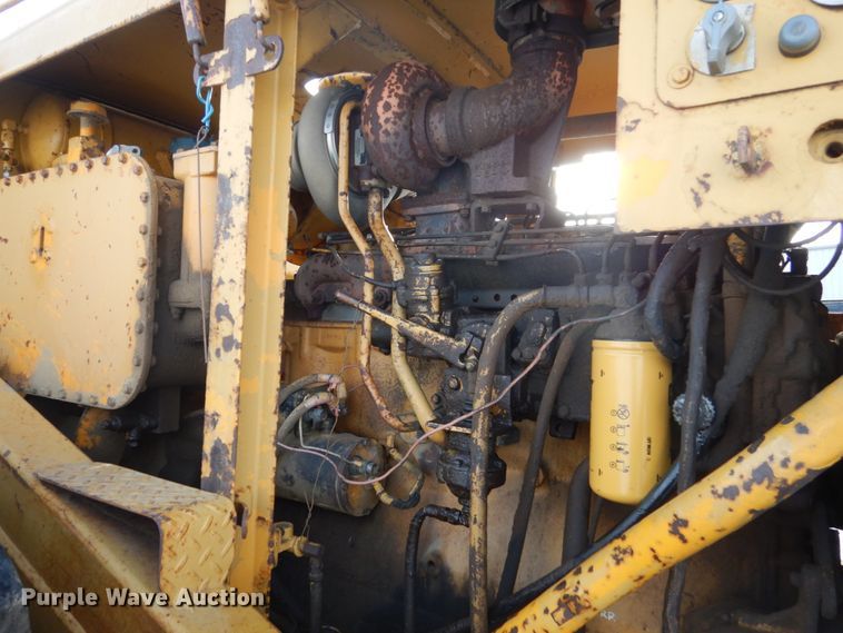 image for item FU9083 1976 Caterpillar 627B conventional scraper