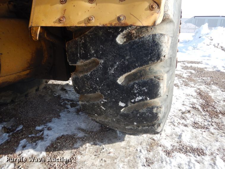 image for item FU9083 1976 Caterpillar 627B conventional scraper