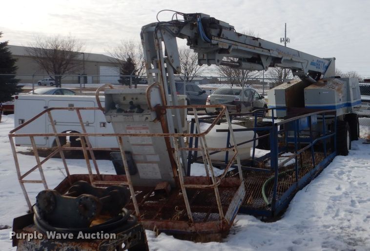 image for item FU9087 1996 Sky Jack SJB-66TK boom lift