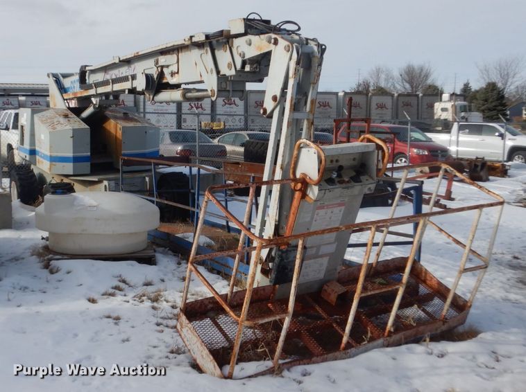 image for item FU9087 1996 Sky Jack SJB-66TK boom lift