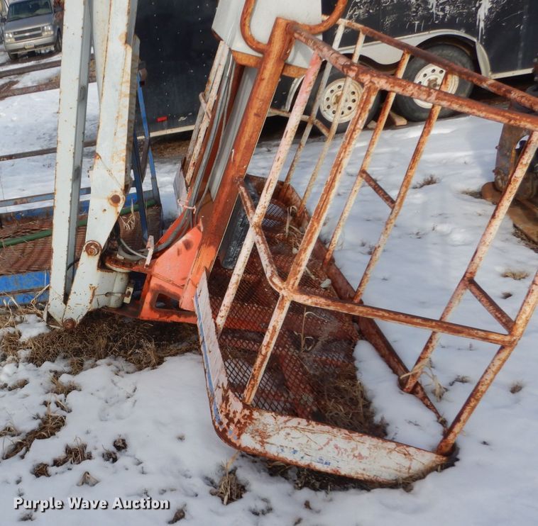 image for item FU9087 1996 Sky Jack SJB-66TK boom lift