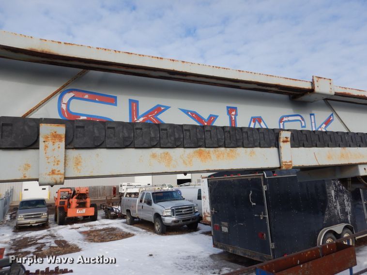 image for item FU9087 1996 Sky Jack SJB-66TK boom lift