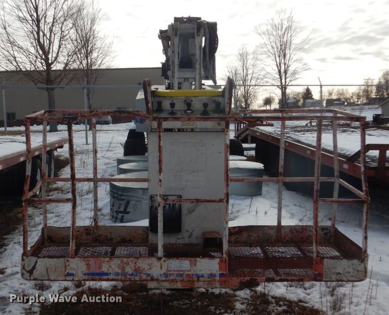 image for item FU9088 Sky Jack SJB-66TK boom lift