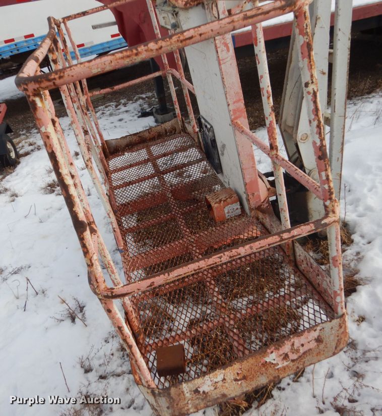 image for item FU9088 Sky Jack SJB-66TK boom lift