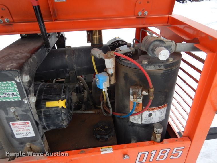 image for item FU9111 2014 Sullivan Palatek D185 air compressor